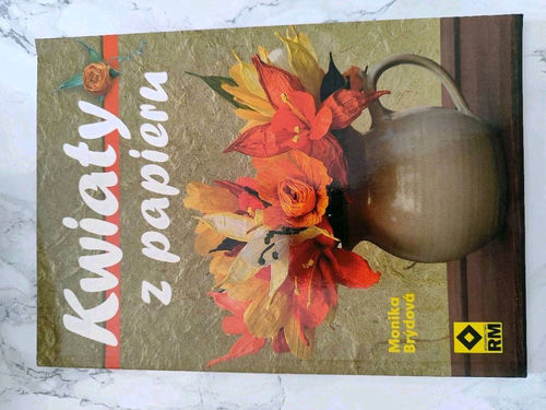 Kwiaty z papieru 