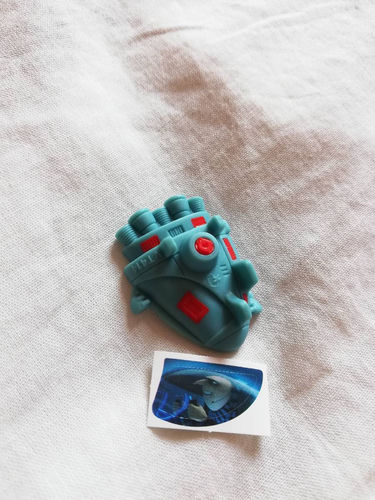 Zabawka dla dzieci Kinder niespodzianka figurka minionki rakieta gru