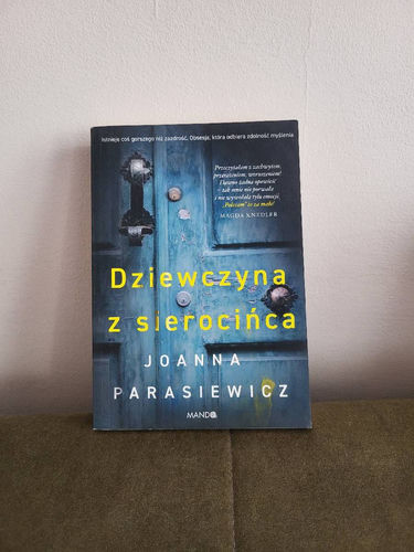 Dziewczyna z sierocińca Joanna Parasiewicz