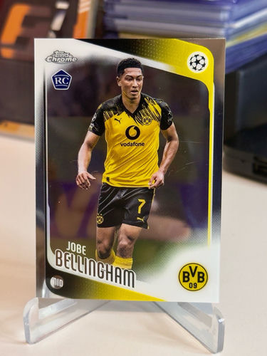 Topps Chrome trading card featuring Borussia Dortmund Jobe Bellingham, no. 5