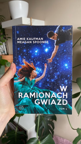 W ramionach gwiazd