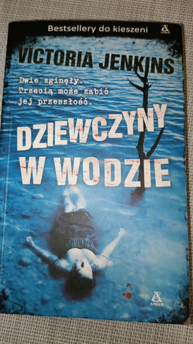 Dziewczyny w wodzie