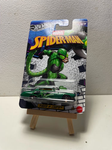 Hot wheels scorpion marvel Fish’d & chip’d spiderman