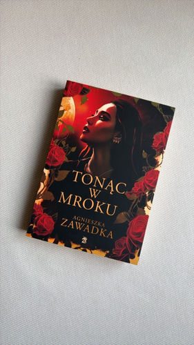 Tonąc w mroku