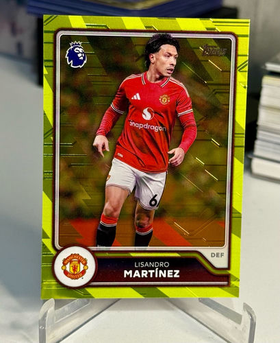 Topps Premier League 2026/27 Lisandro Martínez Parallel card, card 191
