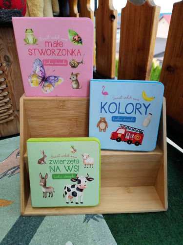 Świat wokół mnie. Małe stworzonka kolory zwierzęta na wsi Ładne obrazki