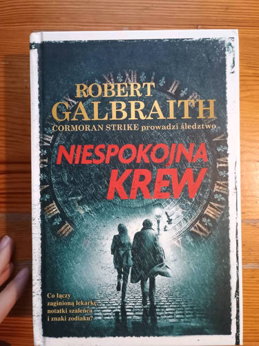 Niespokojna krew Robert Galbraith JK Rowling 