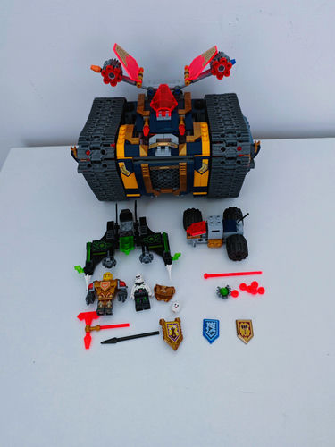Lego nexoknights Arsenał Axla 72006