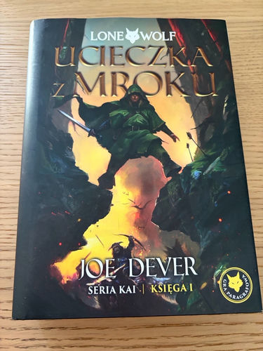 Lone Wolf: Ucieczka z Mroku (Księga 1)